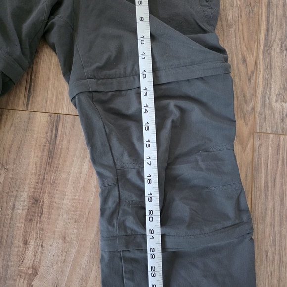 REI Gray Cargo Convertible Pants Durable Straight Leg Size 4P - Picture 11 of 12